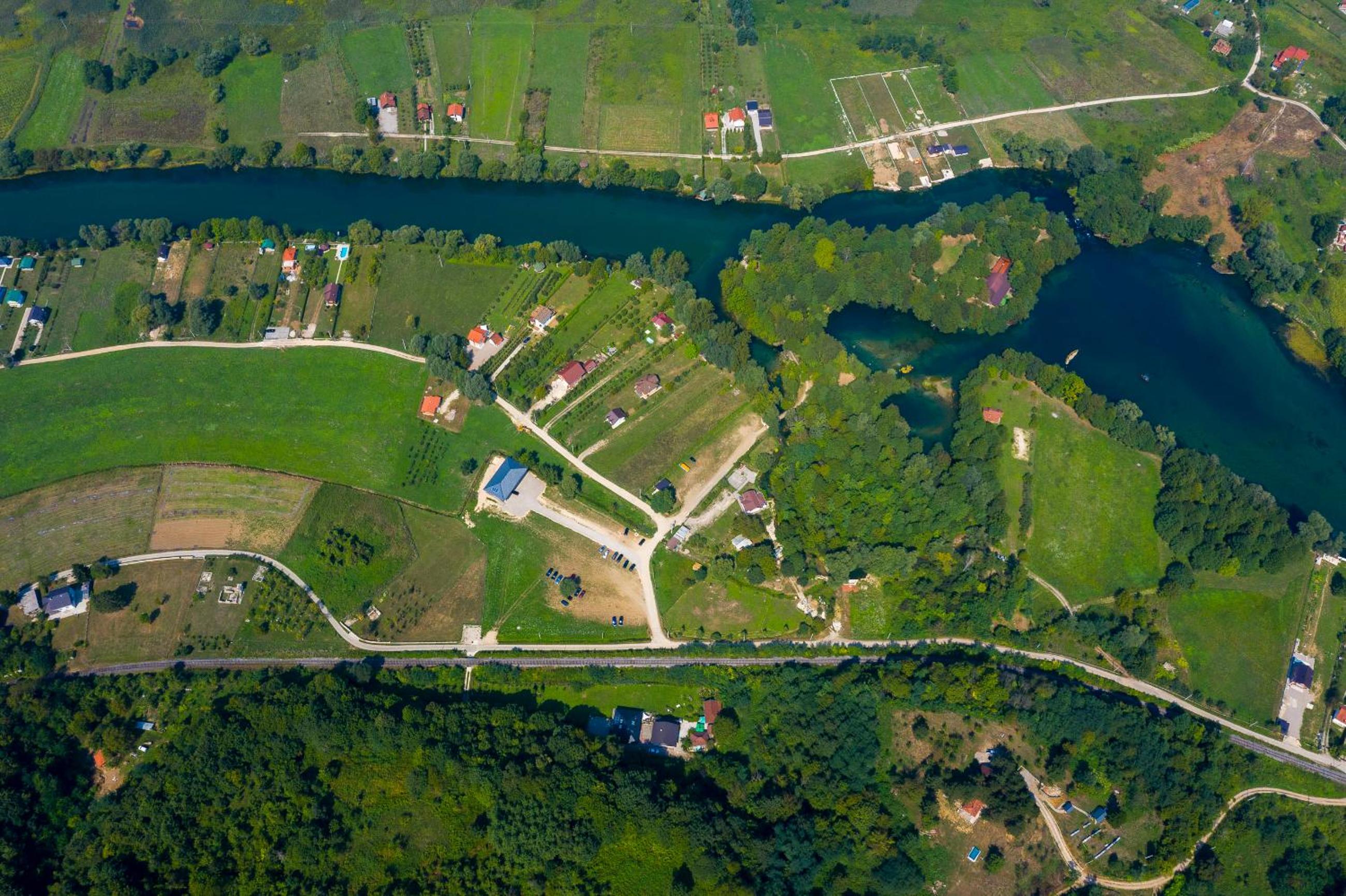 Apartments Oeneus