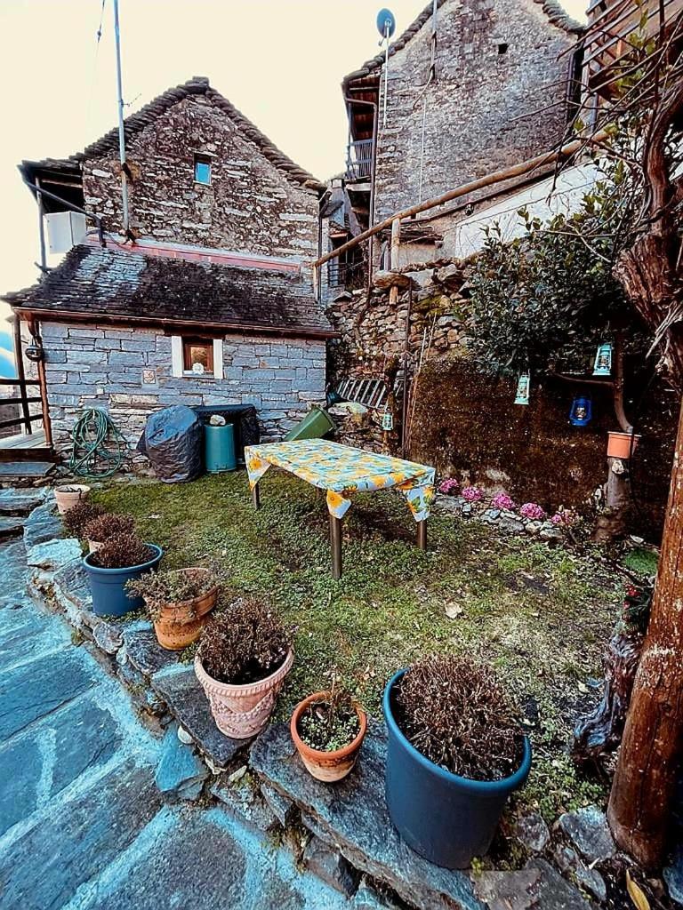 Casa Roberto Corippo