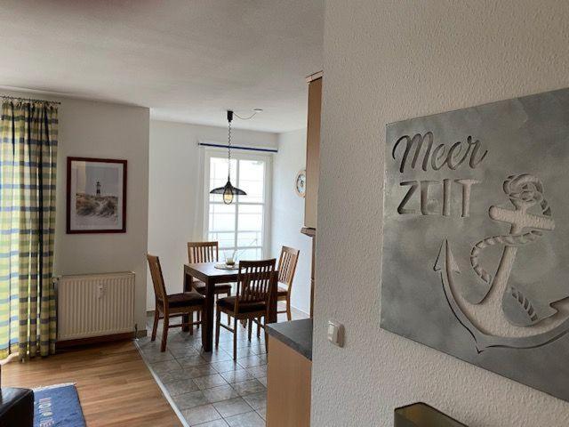 Haus-Olymp-Apartement-01-Kuehlungsborn-nur-50-m-bis-zum-Strand-ca-50-m2-2-Raeume-sehr-gepflegt
