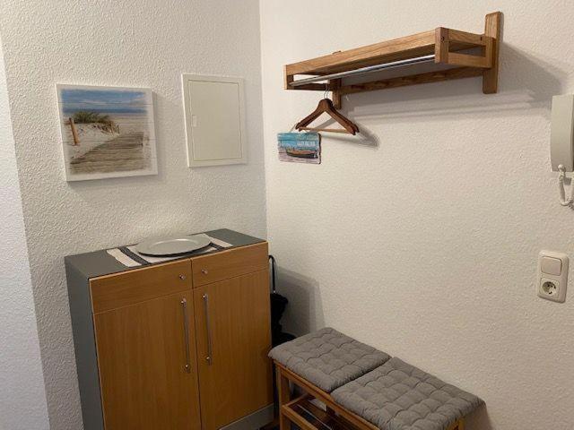 Haus-Olymp-Apartement-01-Kuehlungsborn-nur-50-m-bis-zum-Strand-ca-50-m2-2-Raeume-sehr-gepflegt