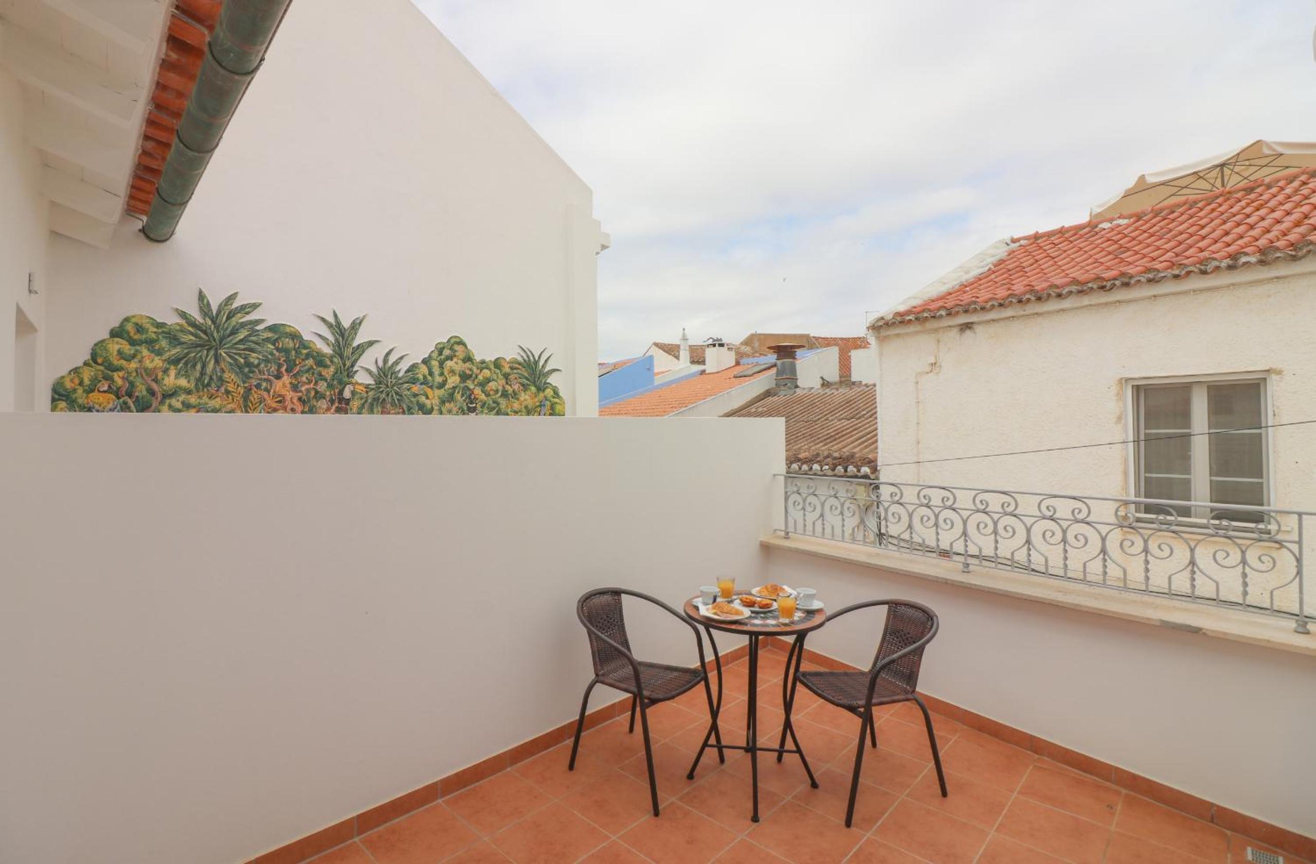 Hotel Little Break Guest House - Image 1