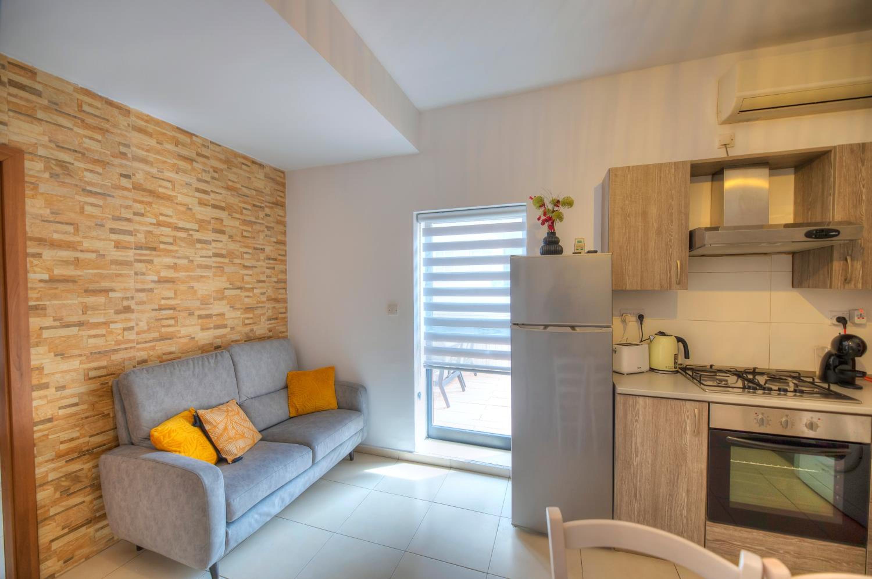 2bedroom with large terrace in Paceville JPOR1-1 photo 5
