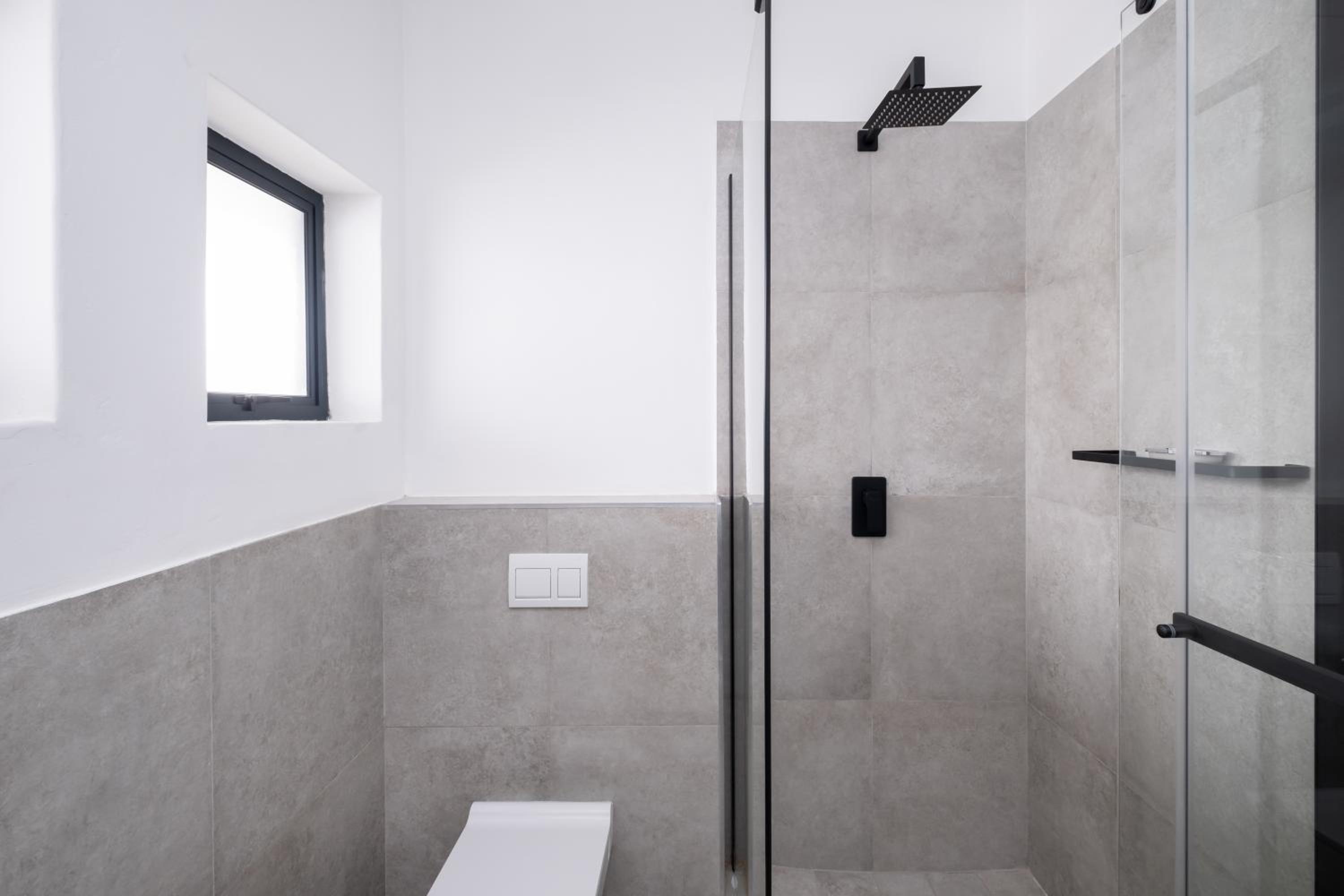Loxton apartment