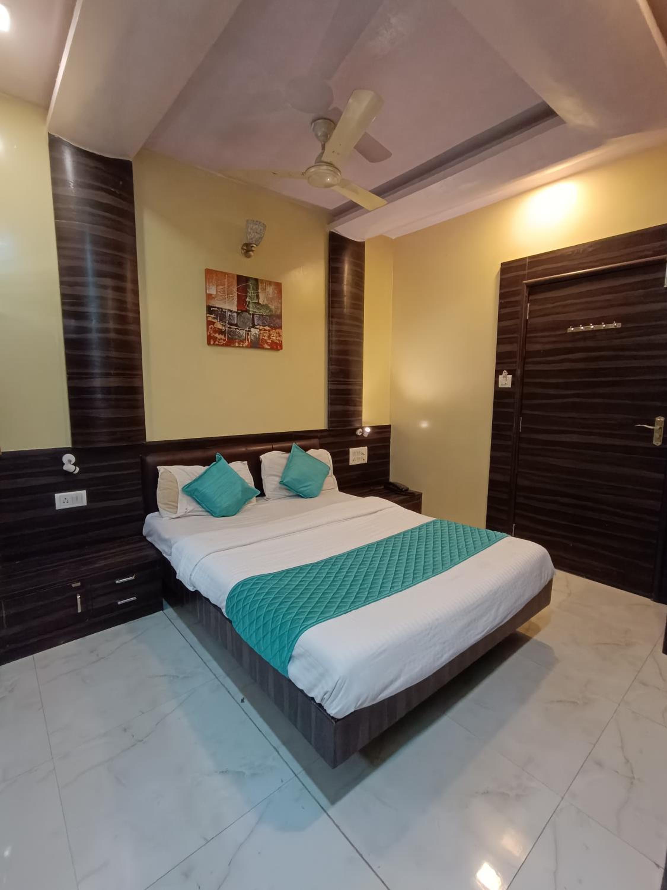 Hotel Amber-colaba photo 3