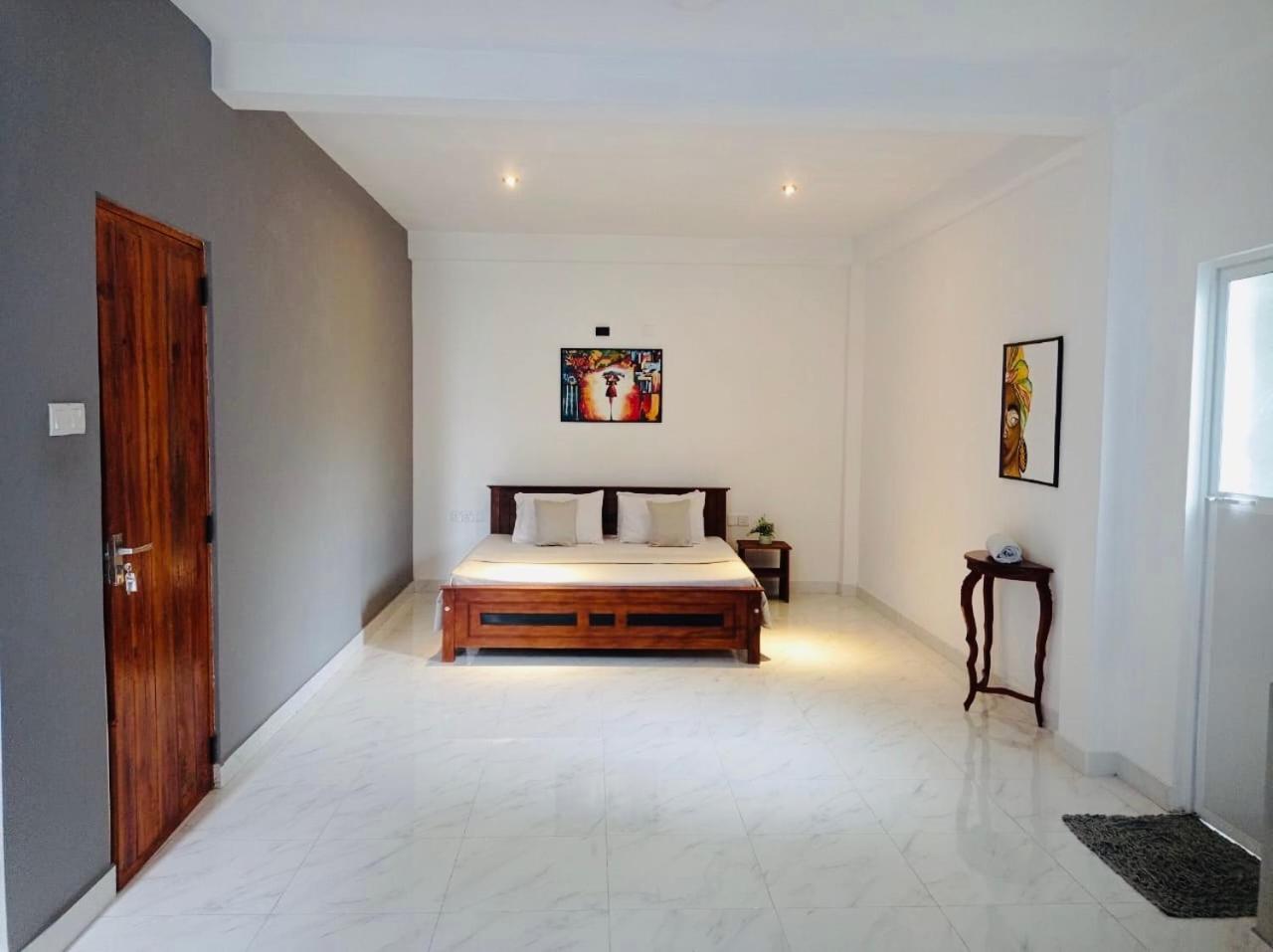 kandy hill villa
