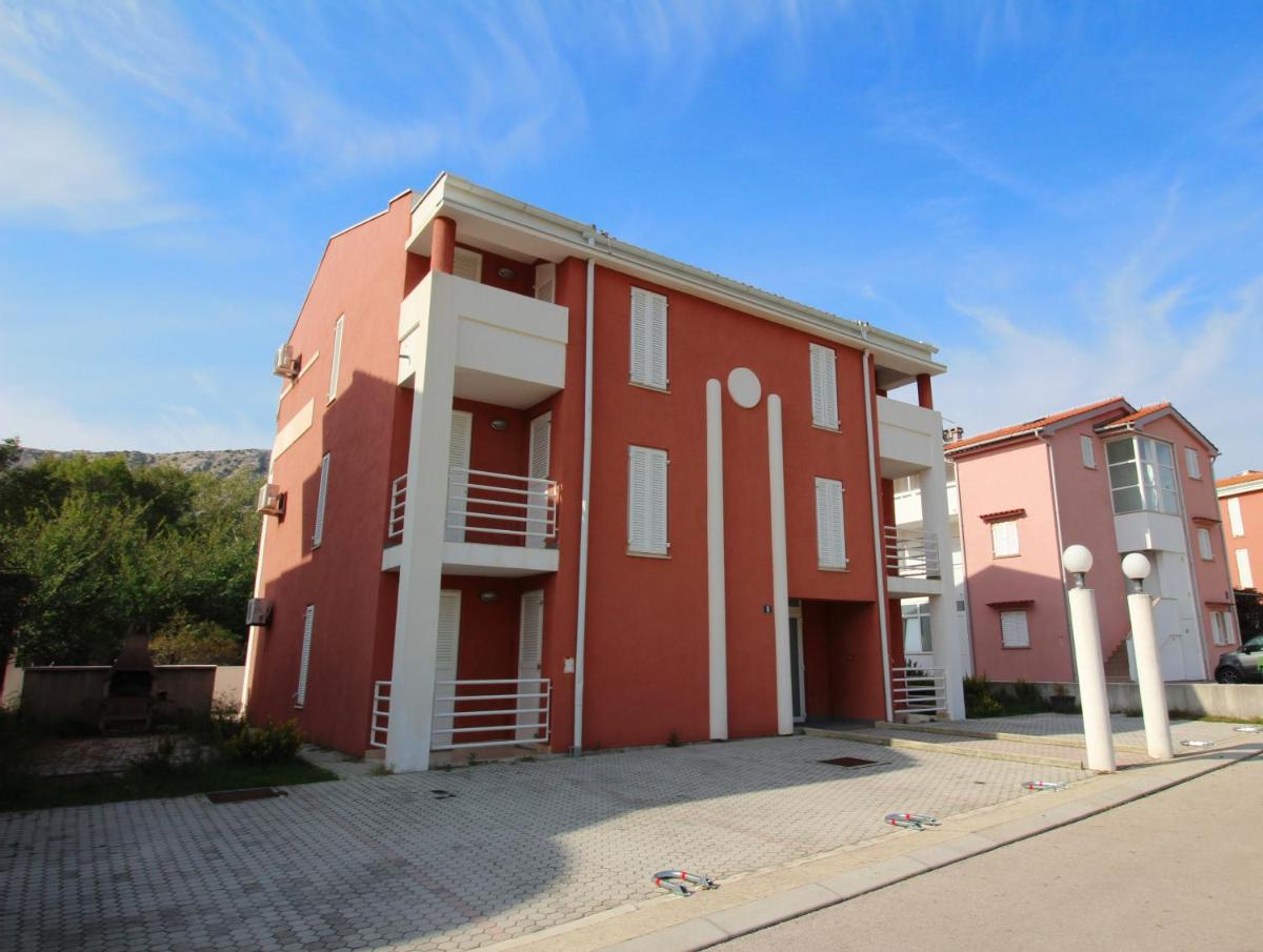 Apartments Posta view 3
