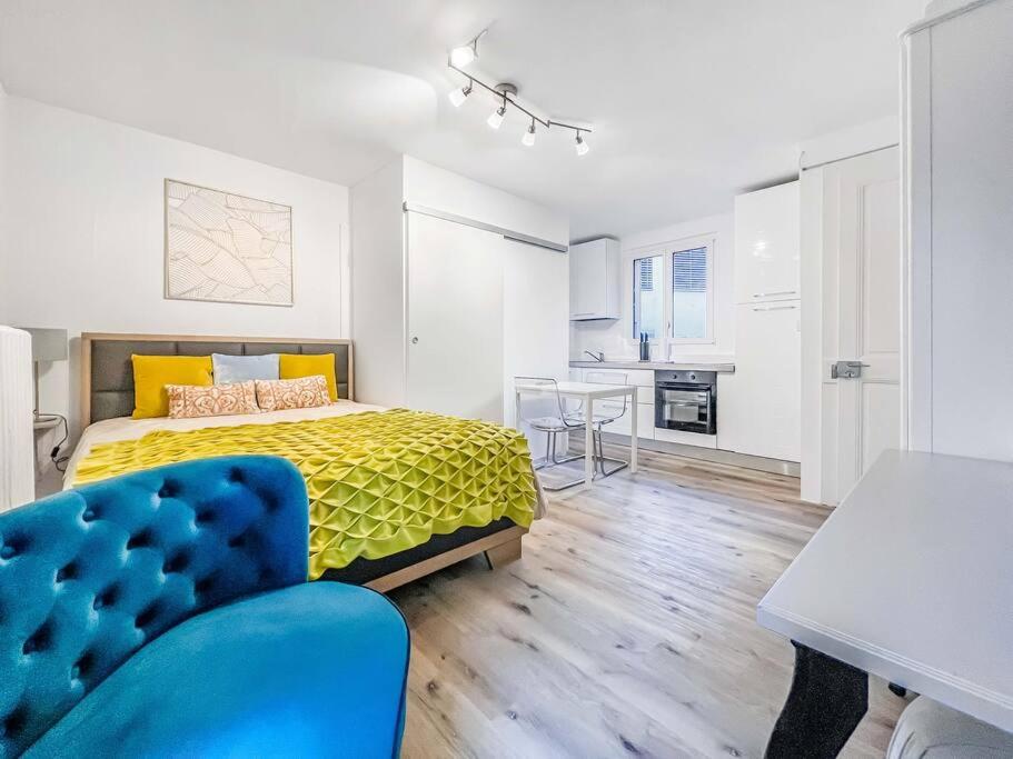 Bright studio in the center of Montreux