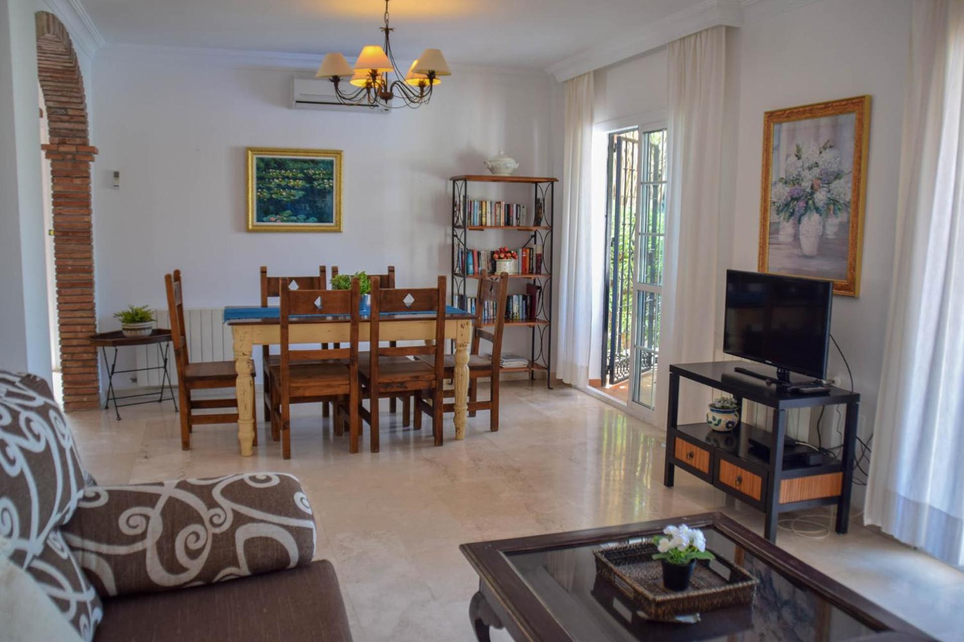 Nerja Paradise Rentals - Villa Flamingo view 5