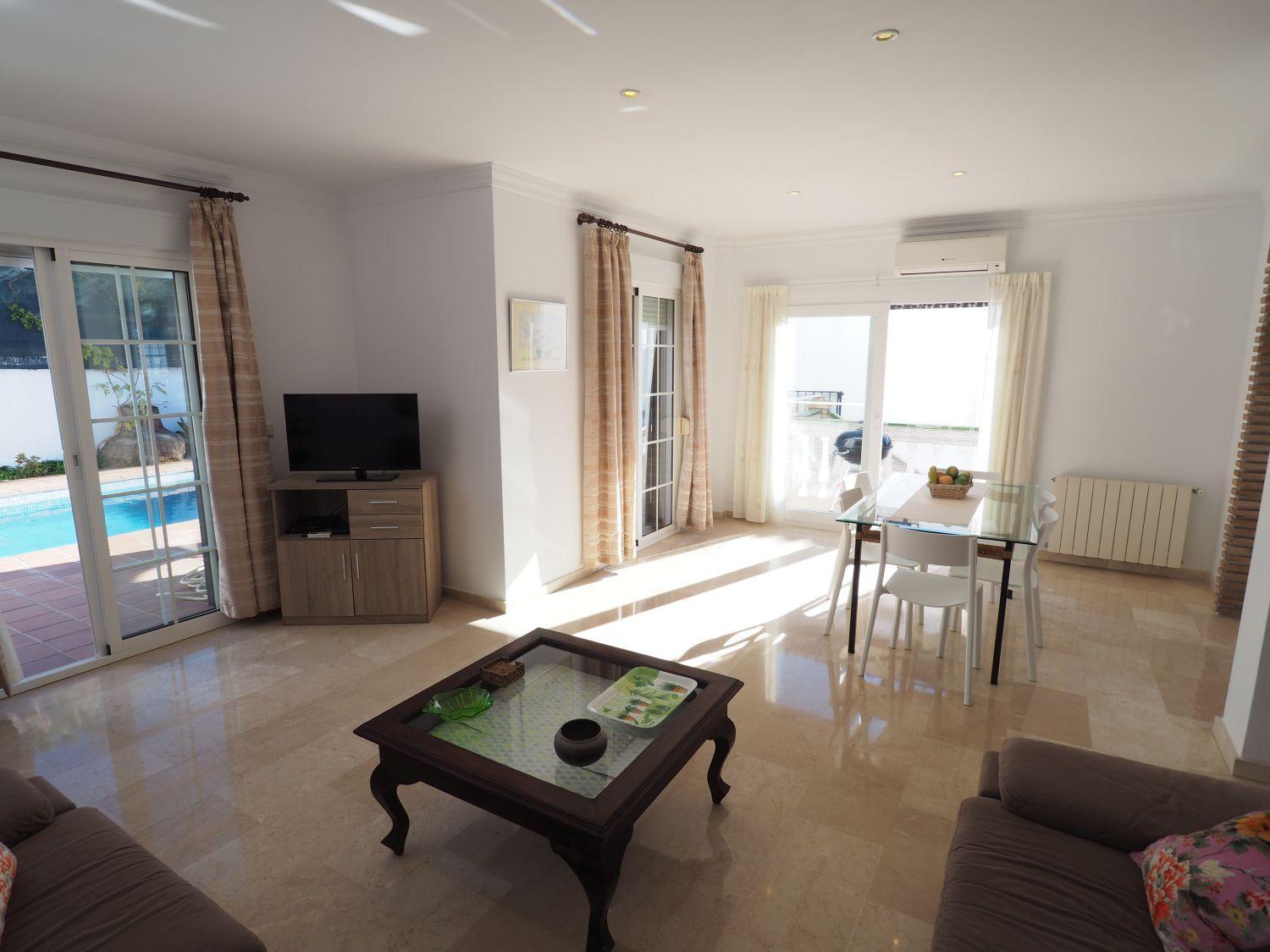 Nerja Paradise Rentals - Villa Las Palomas view 4