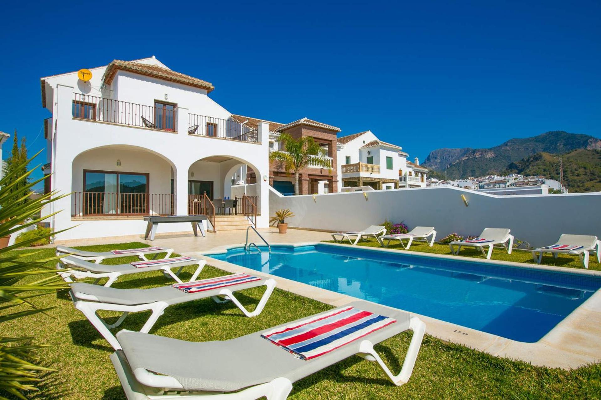 Hotel Nerja Paradise Rentals - Villa Cataleya - Image 1