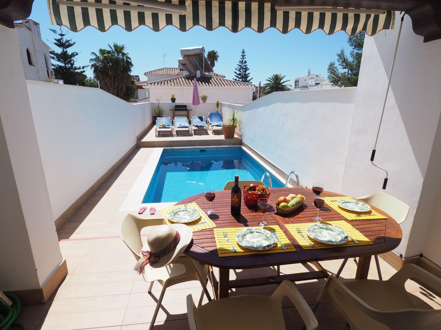 Nerja Paradise Rentals - Villa Daisy - main view