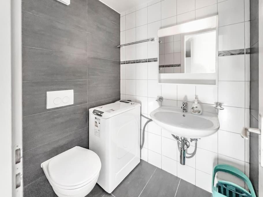 Chic 2 bedroom apartment near Chillion castle