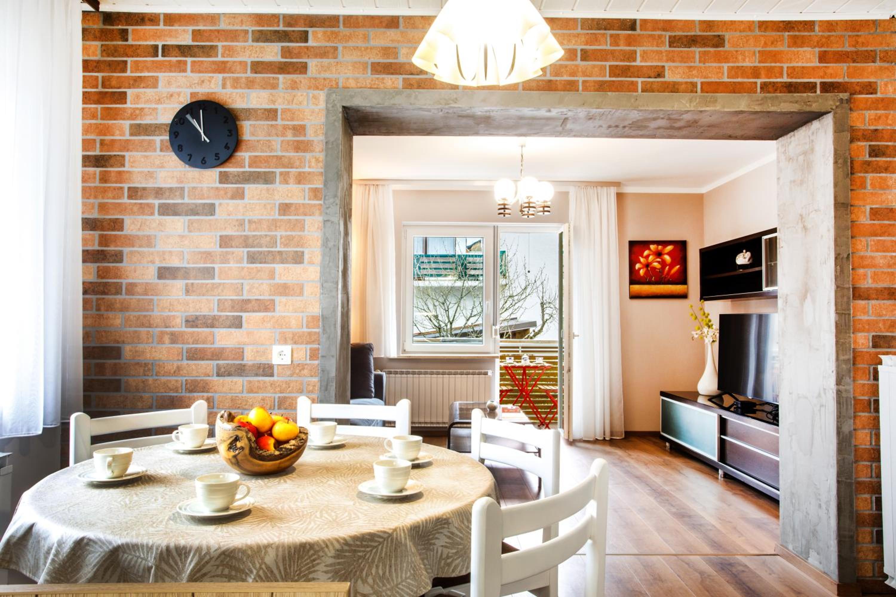 House Stepic view 4
