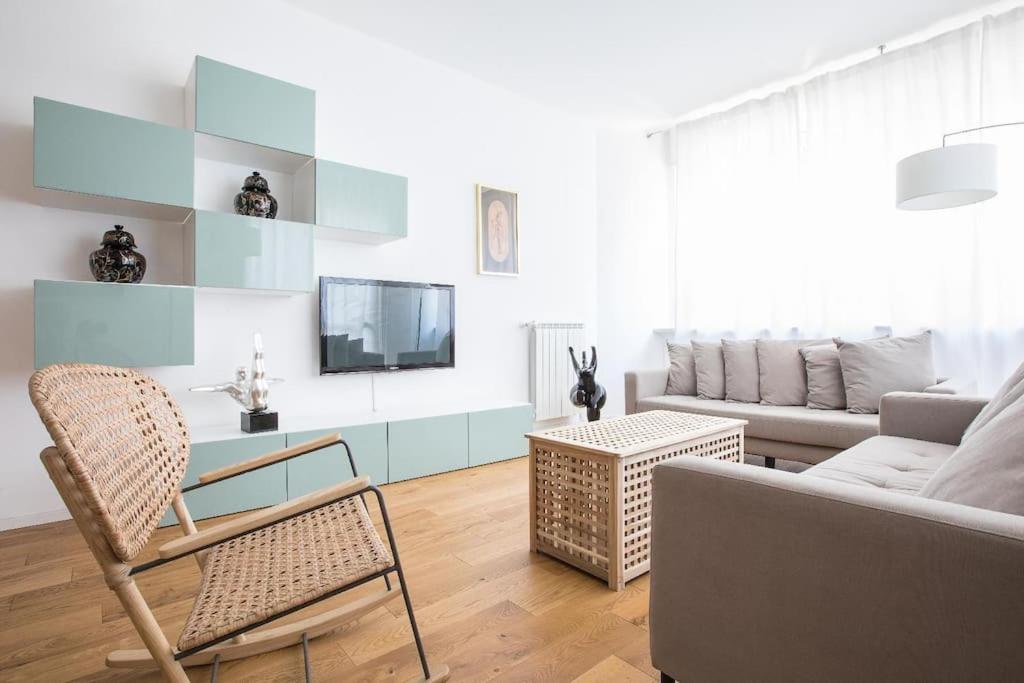My Trastevere Three Bedroom View Apartment