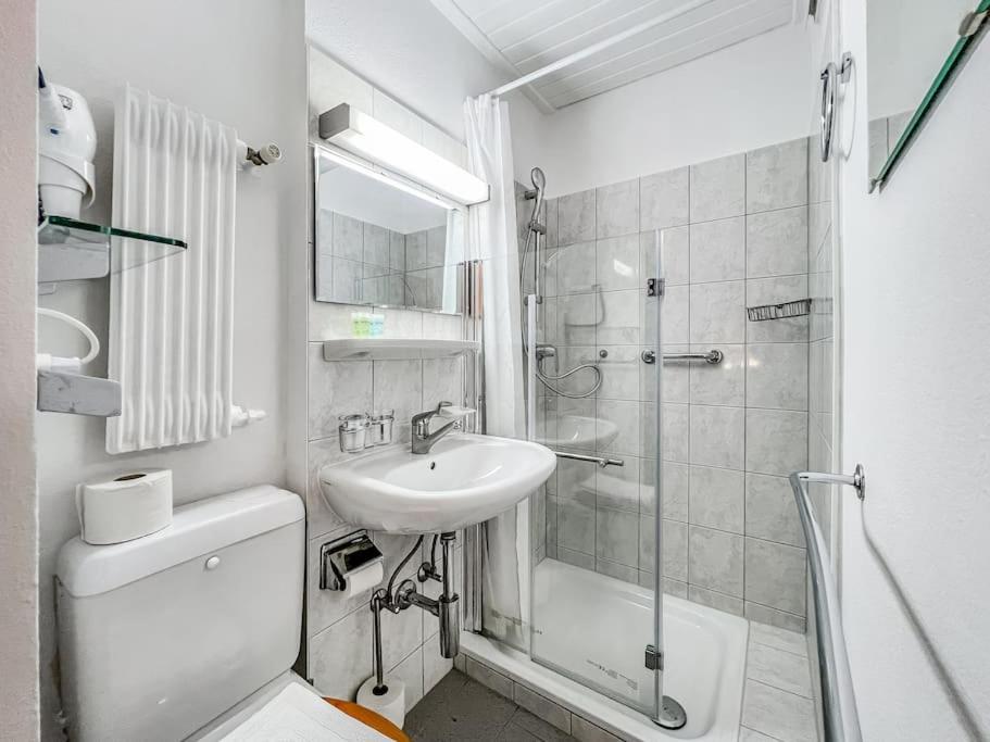 Quiet & Comfy apartment on Av du Casino