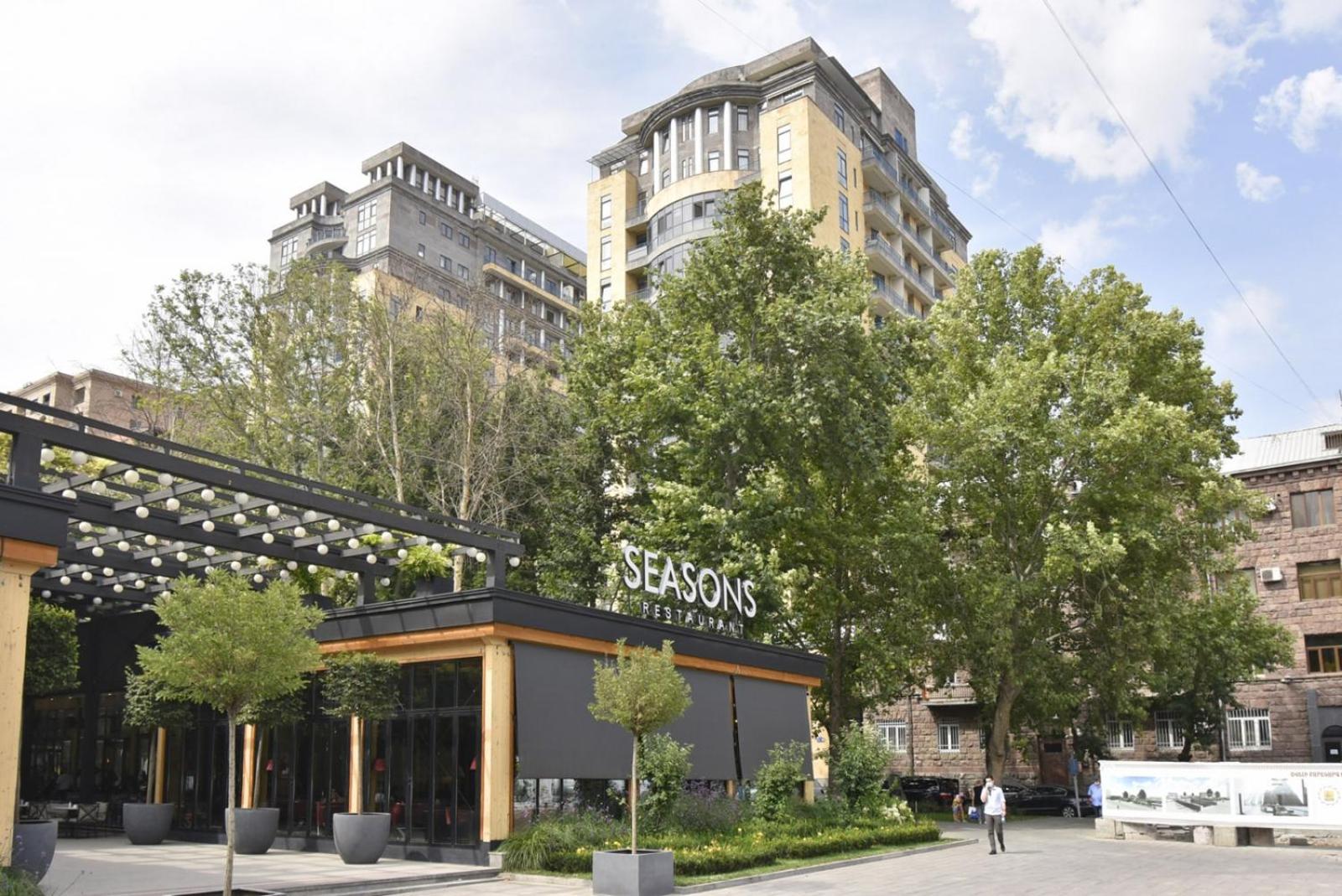Arami street, 2 bedrooms Beautiful and Sunny apartment DI6413