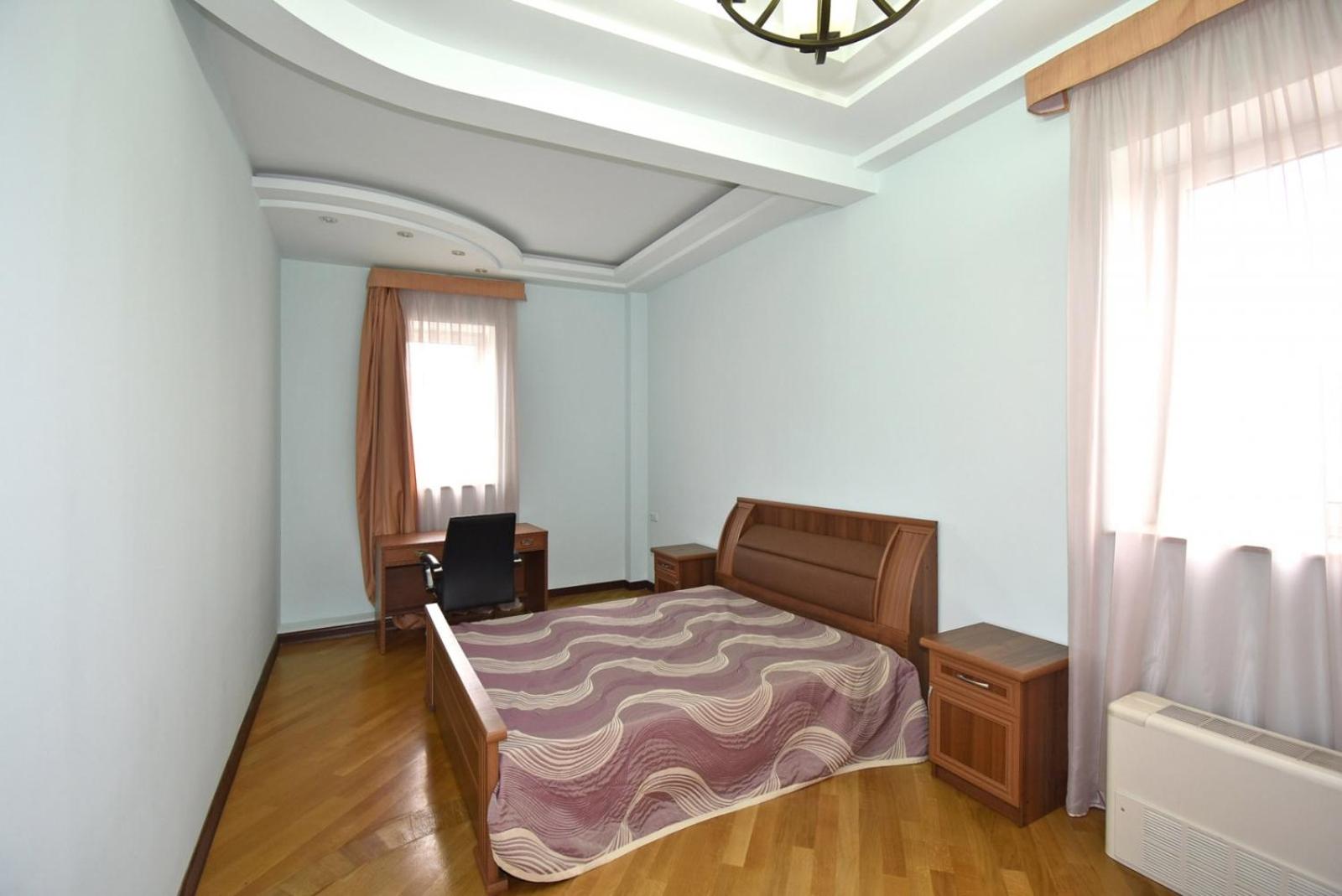 Arami street, 2 bedrooms Beautiful and Sunny apartment DI6413