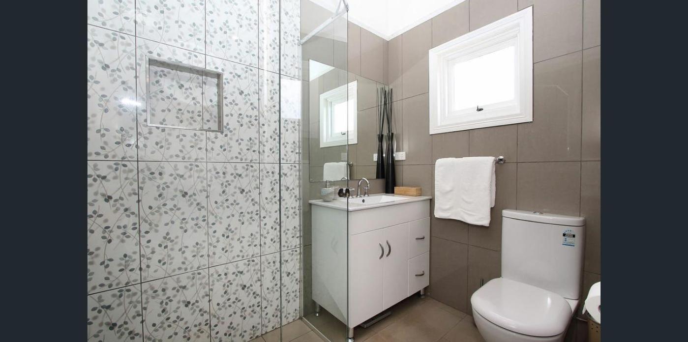 MJ's 2 bedroom luxury style apartment