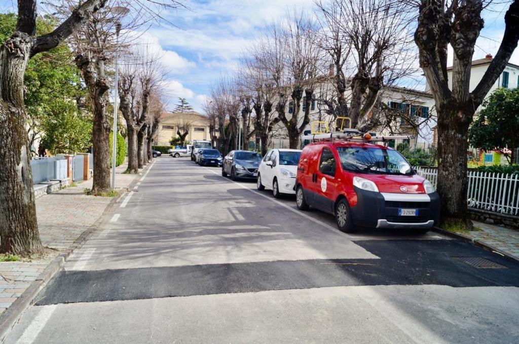 2-bedroom apartment ILLARIO - heart of Tuscany - airco & free parking view 5