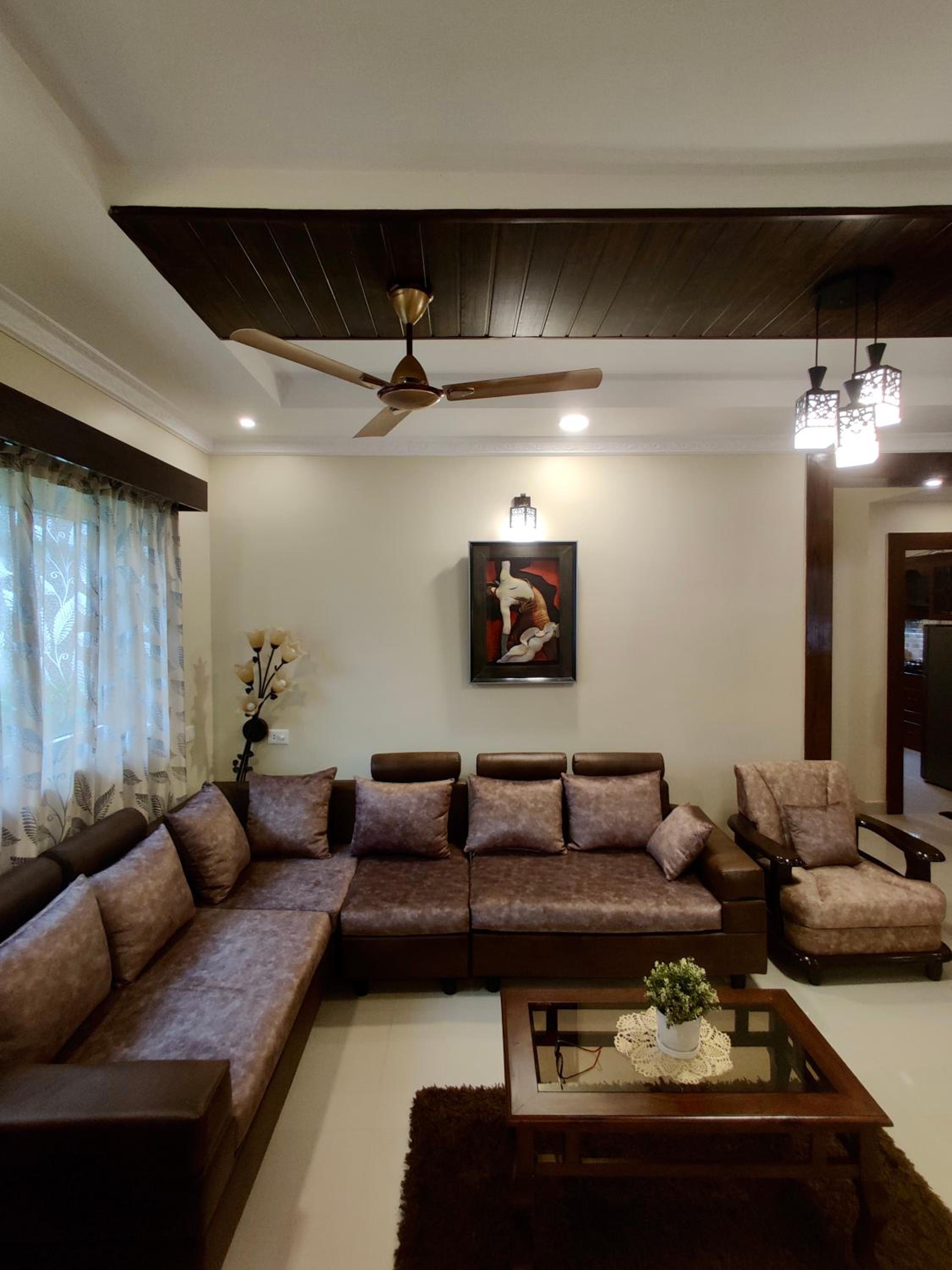 Luxurious 3-bedroom bungalow by the beach view 5