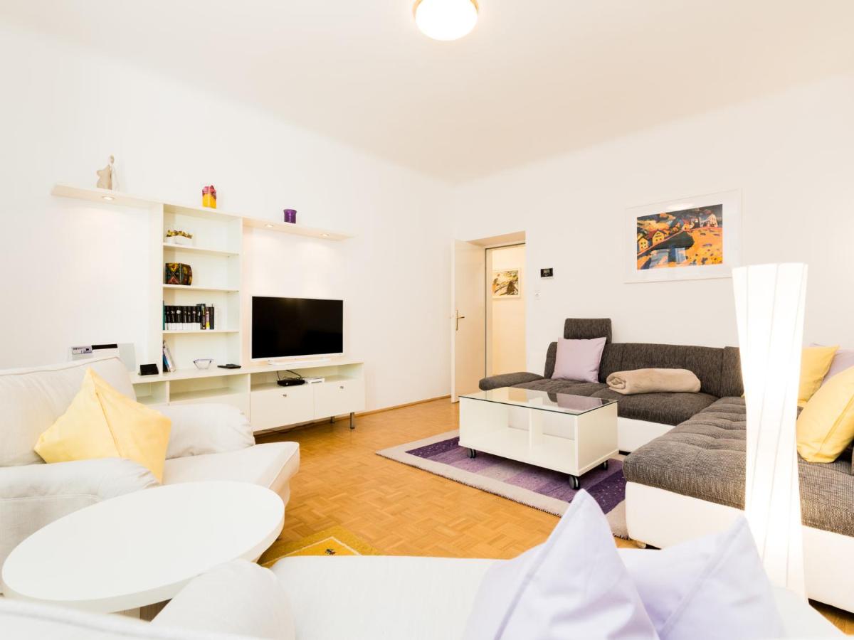 Vienna Apartment 1010