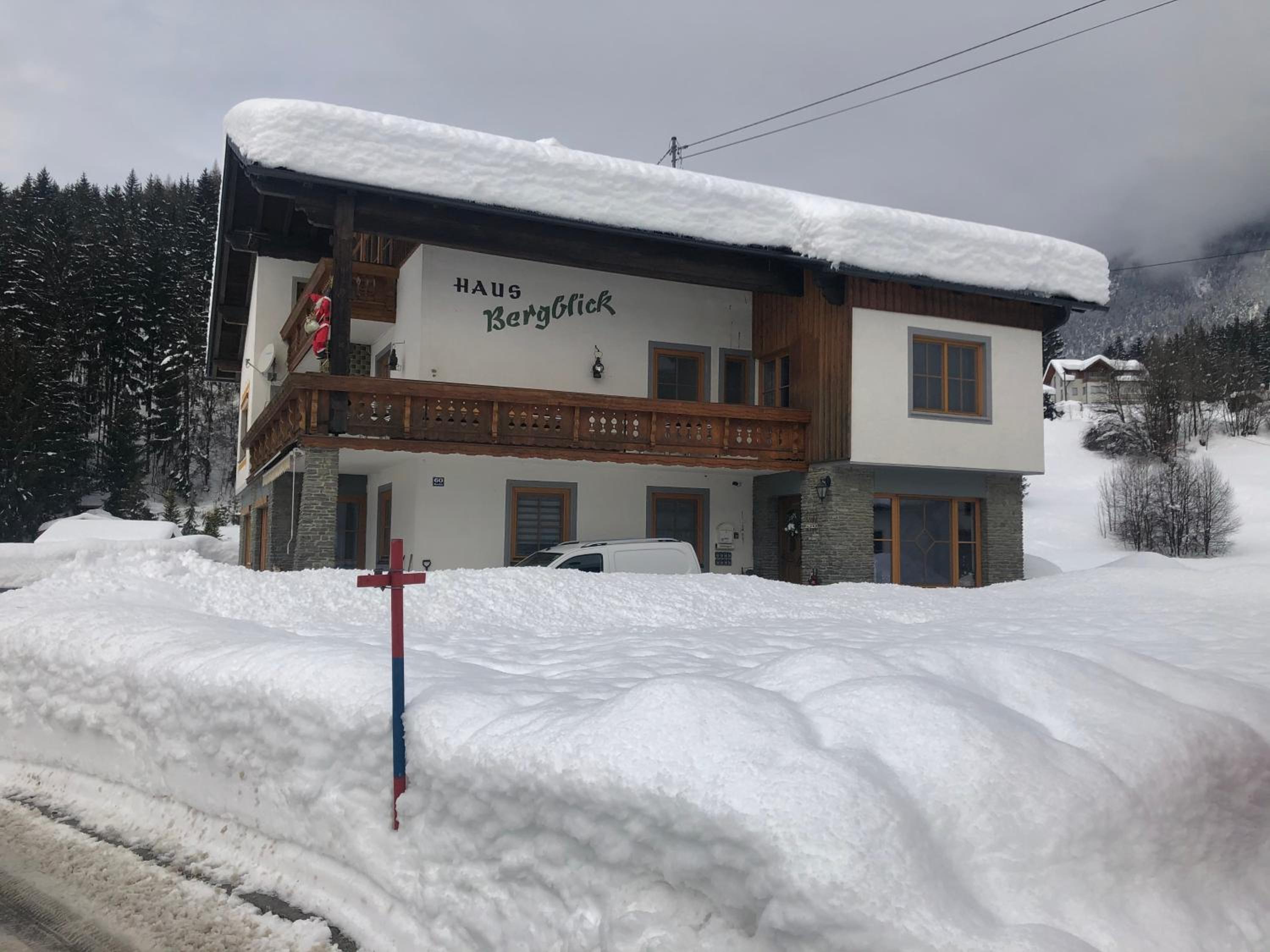 Fritz Apartments "Haus Bergblick" view 4