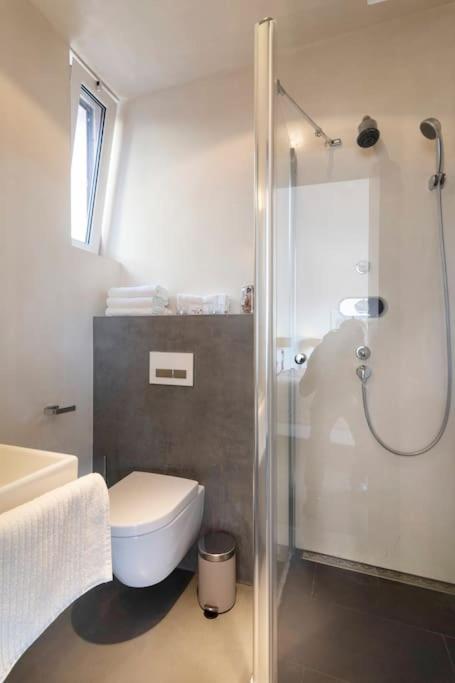 Miami Lovely romantic Garden apartment with whirlpool