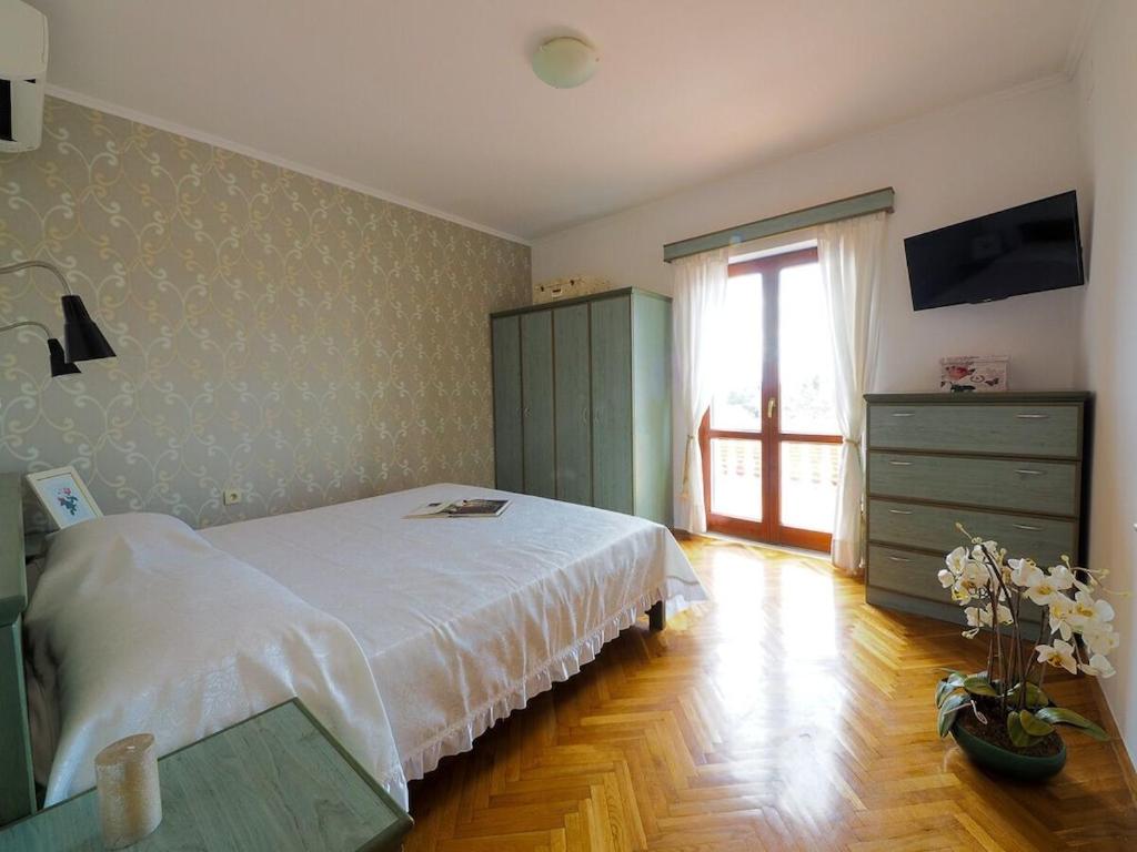 Villa Antonija heated private pool, near Dubrovnik,8plus 2 p ideal for families and groups view 4