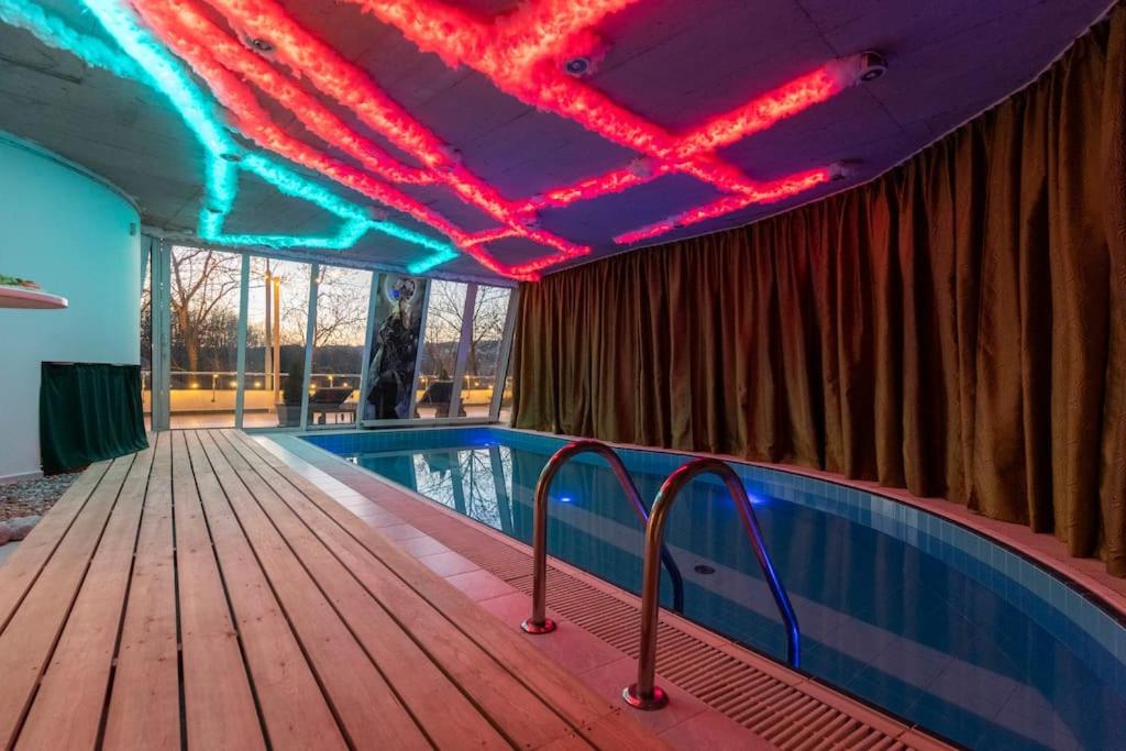 Unique apartment with private pool, cinema, SPA