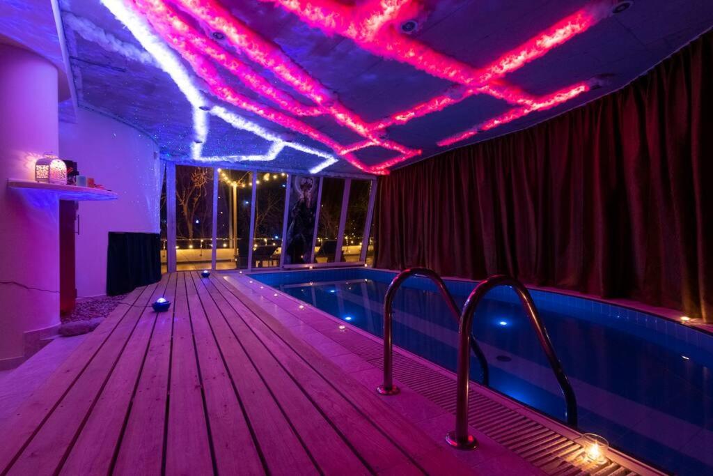 Unique apartment with private pool, cinema, SPA