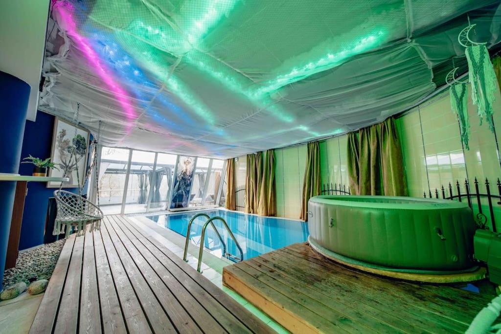 Unique apartment with private pool, cinema, SPA