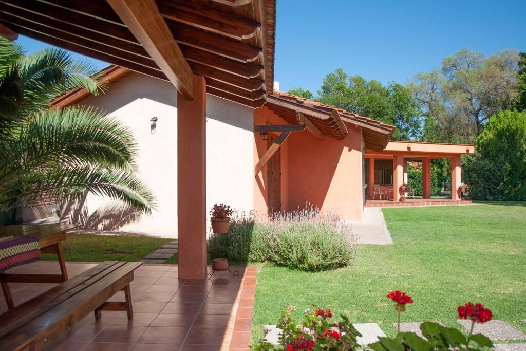 Casa luminosa con pileta ¡ideal para descansar!