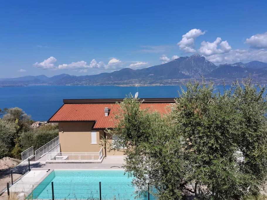Villa Malù - APT Luisa Piscina e vista lago photo 5