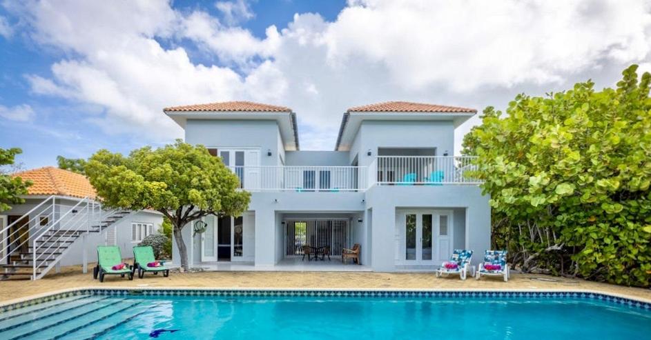 Coral Estate Rentals