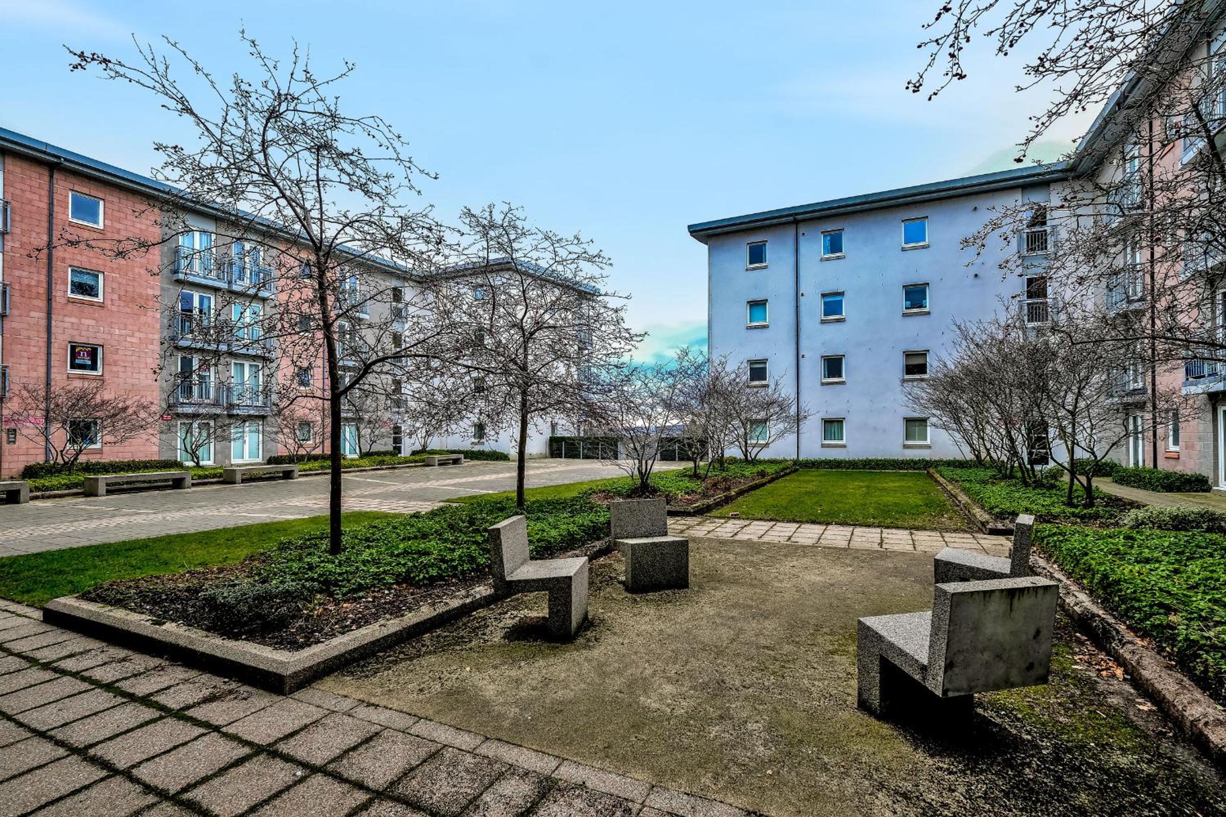 Orange Apartments - Kepplestone