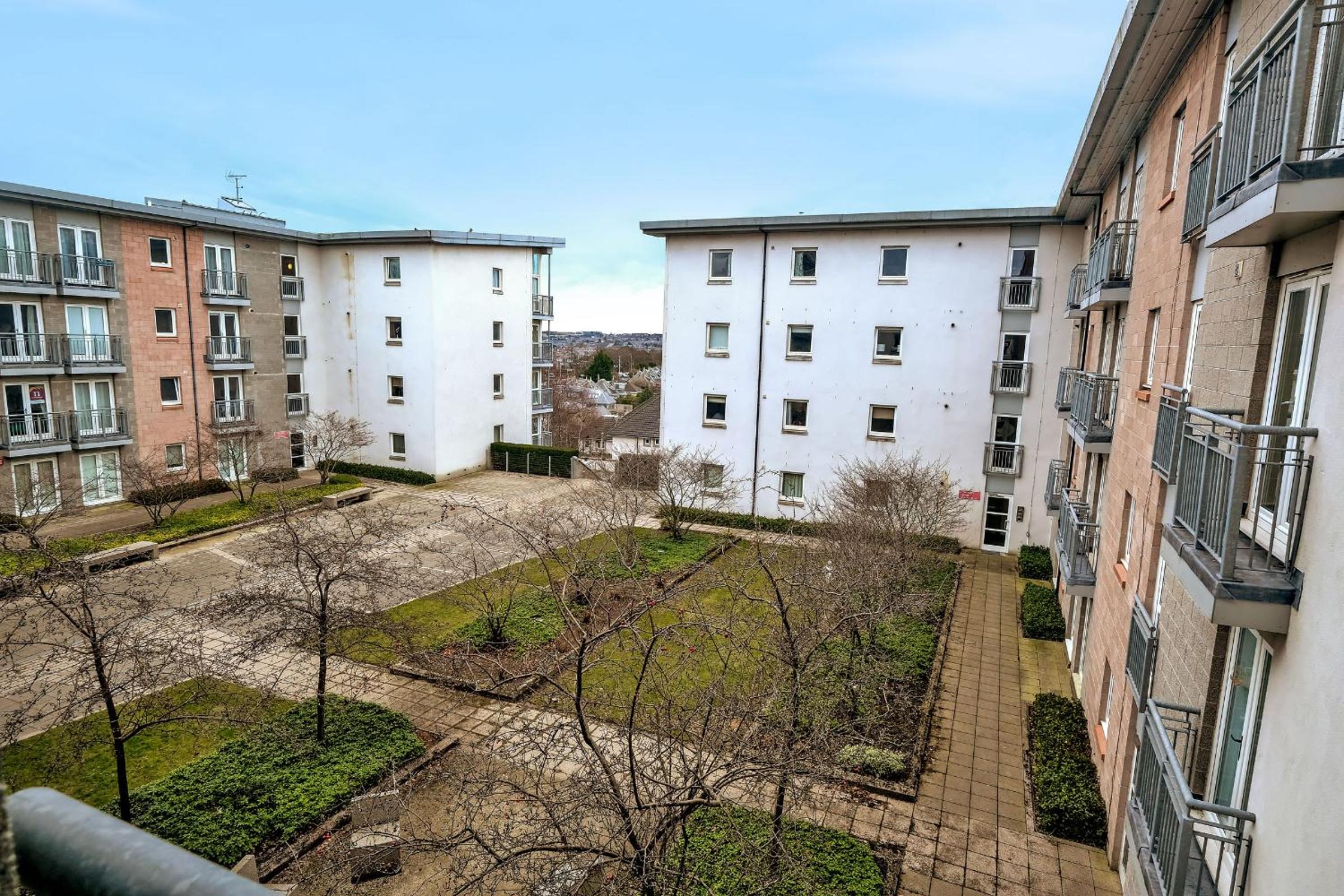 Orange Apartments - Kepplestone