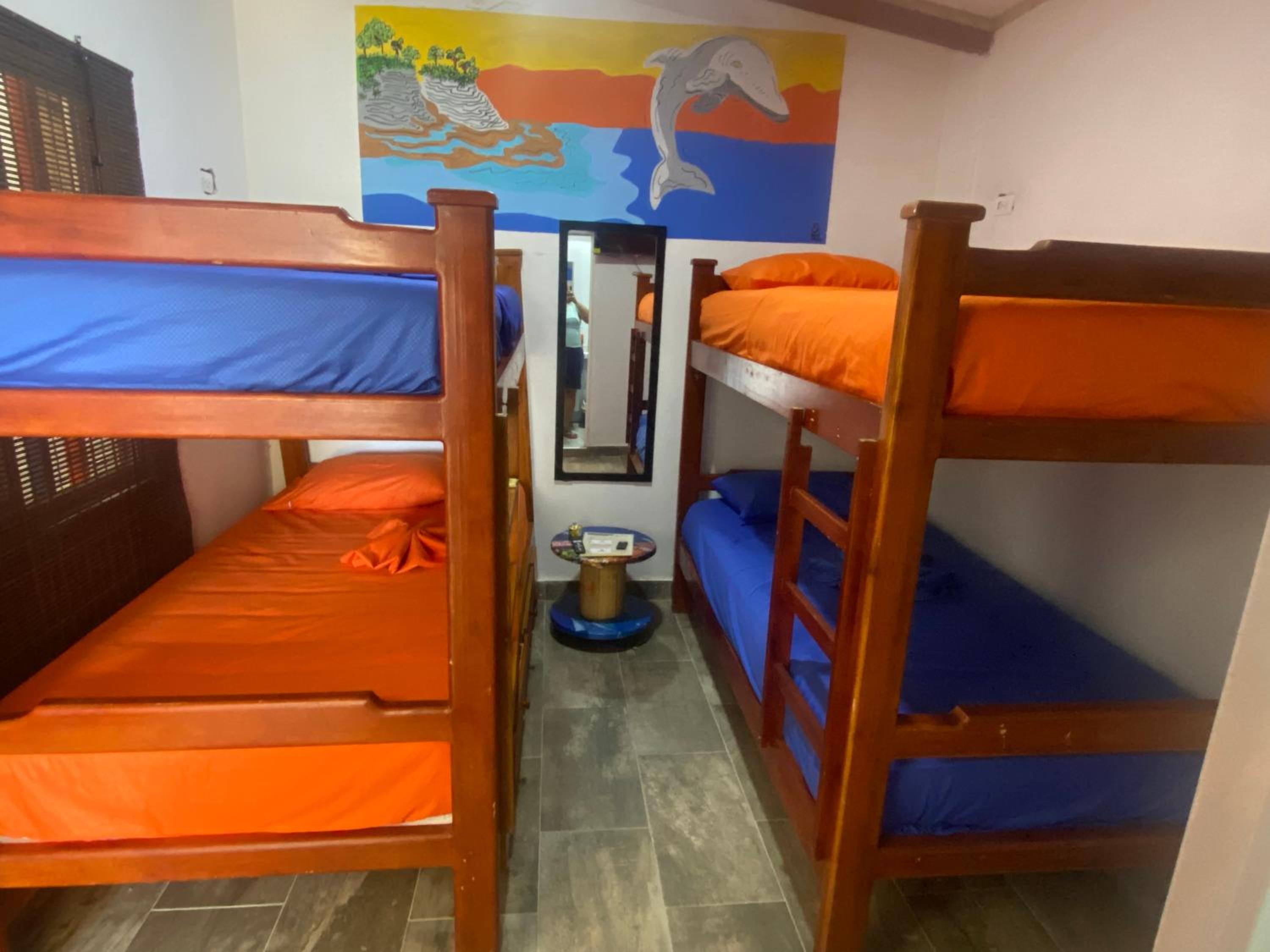 Acuarios Hostal