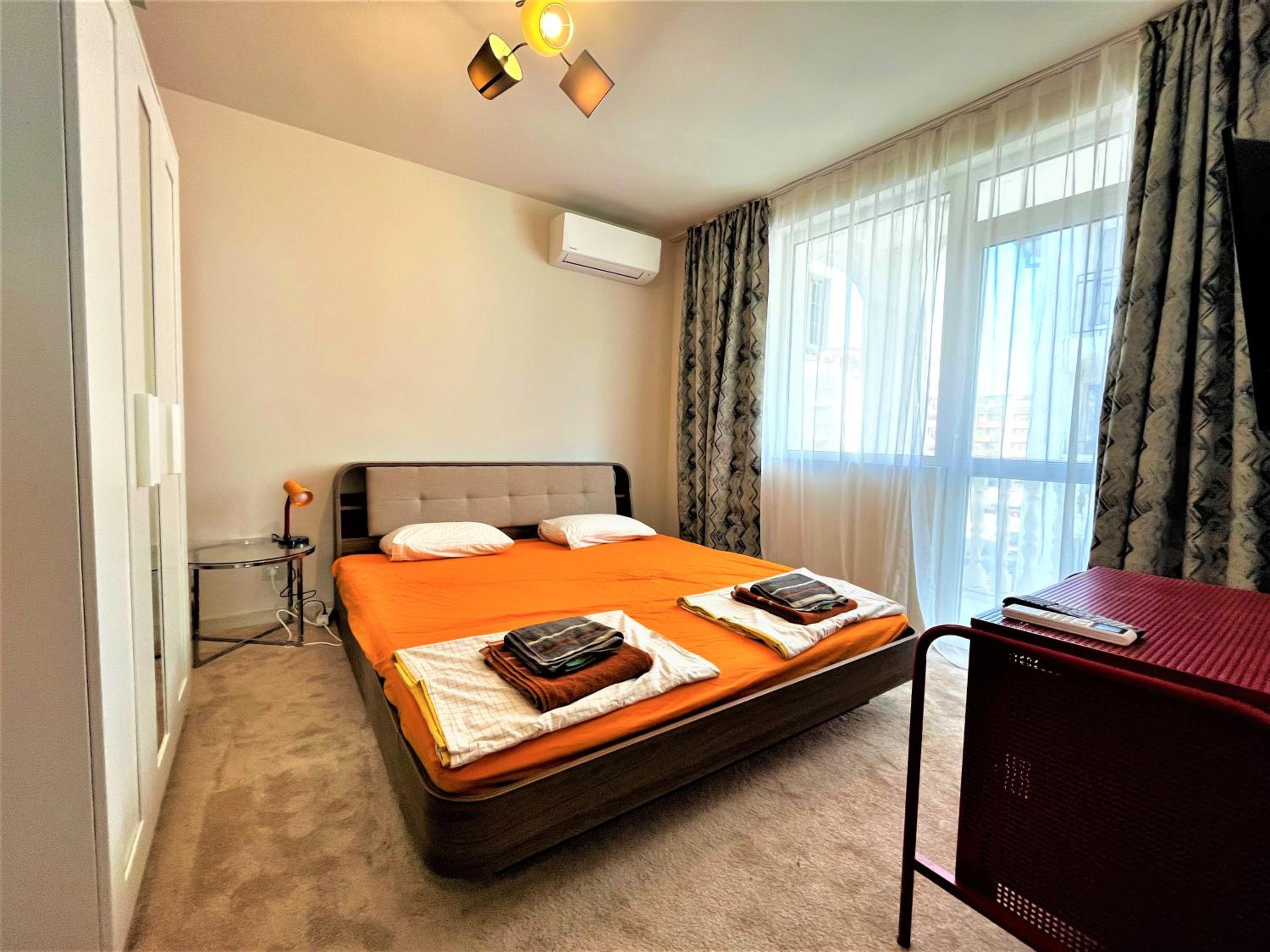Bravo 5 Holiday Home