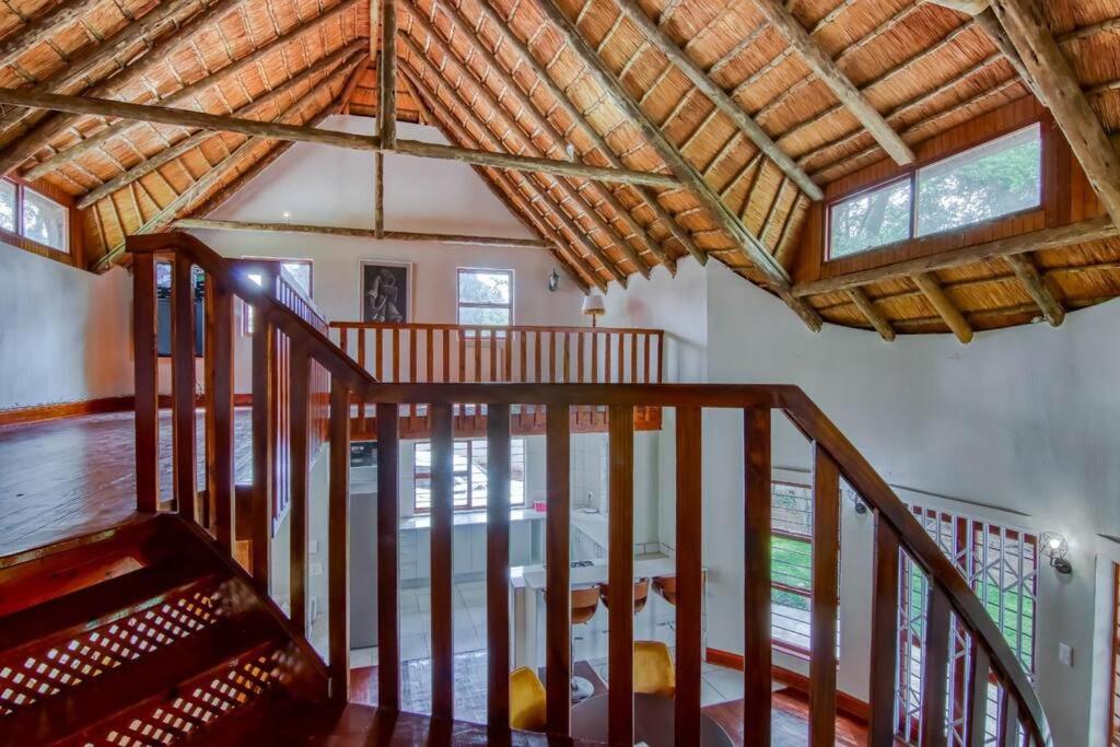 Charming Country Villa Sandton with Back Up Power & Water