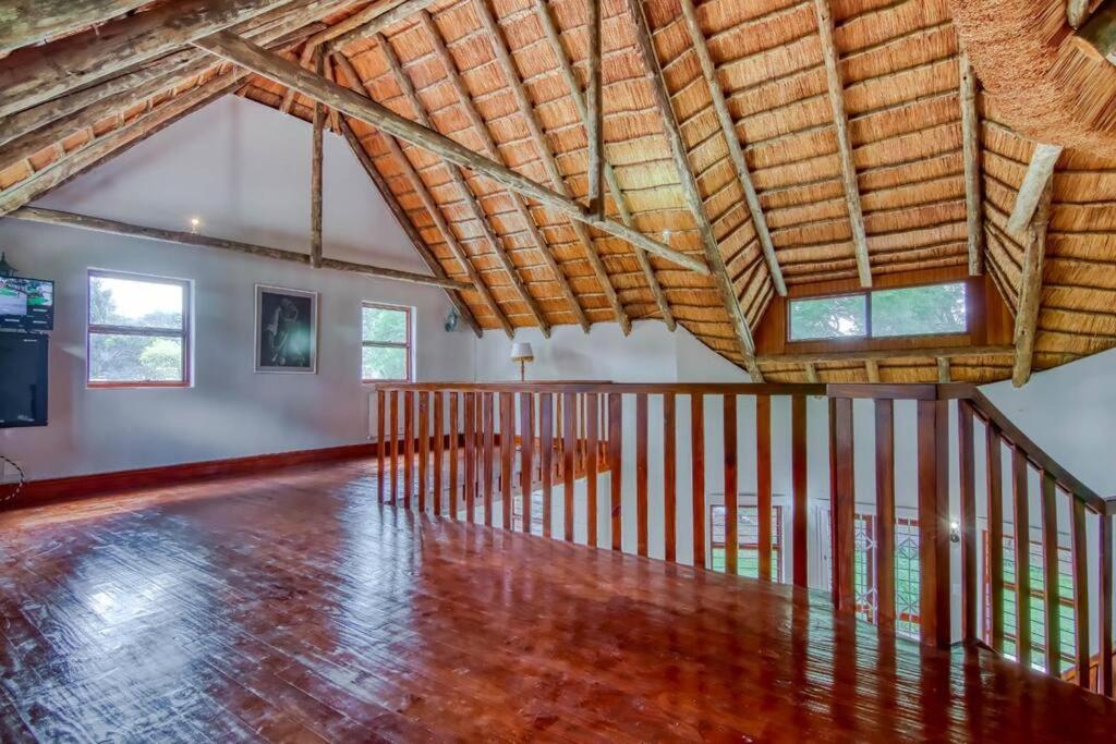 Charming Country Villa Sandton with Back Up Power & Water