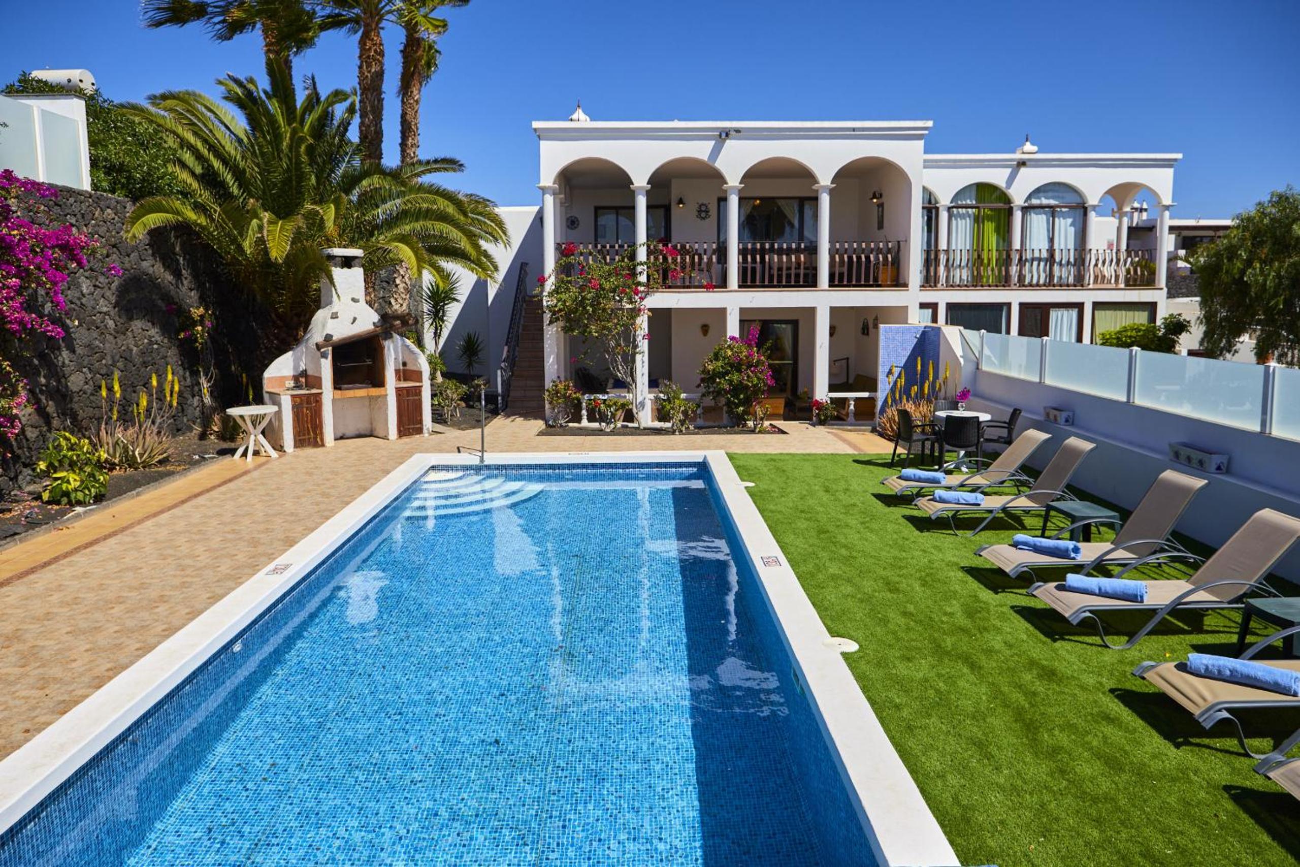 Hotel Casa Hawkeshead - LH108 By Villas Now Ltd - Image 1