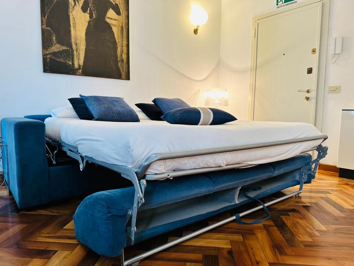 ComeCasa Duomo - San Babila Lovely Apartment photo 4