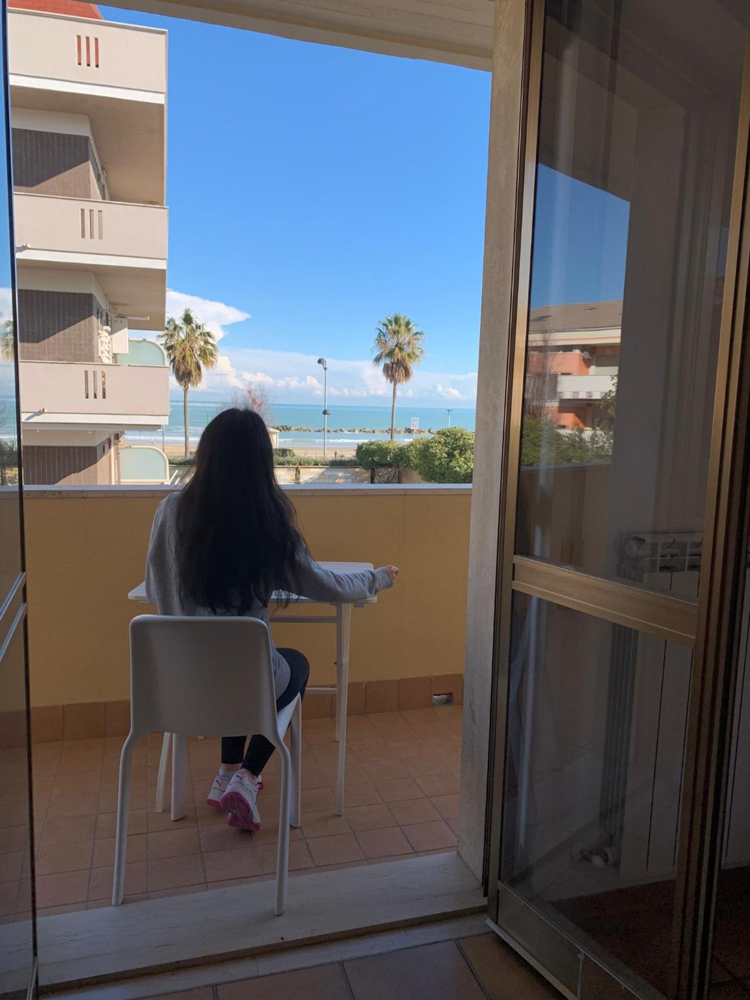 My Beachouse en Montesilvano — balance & terrace