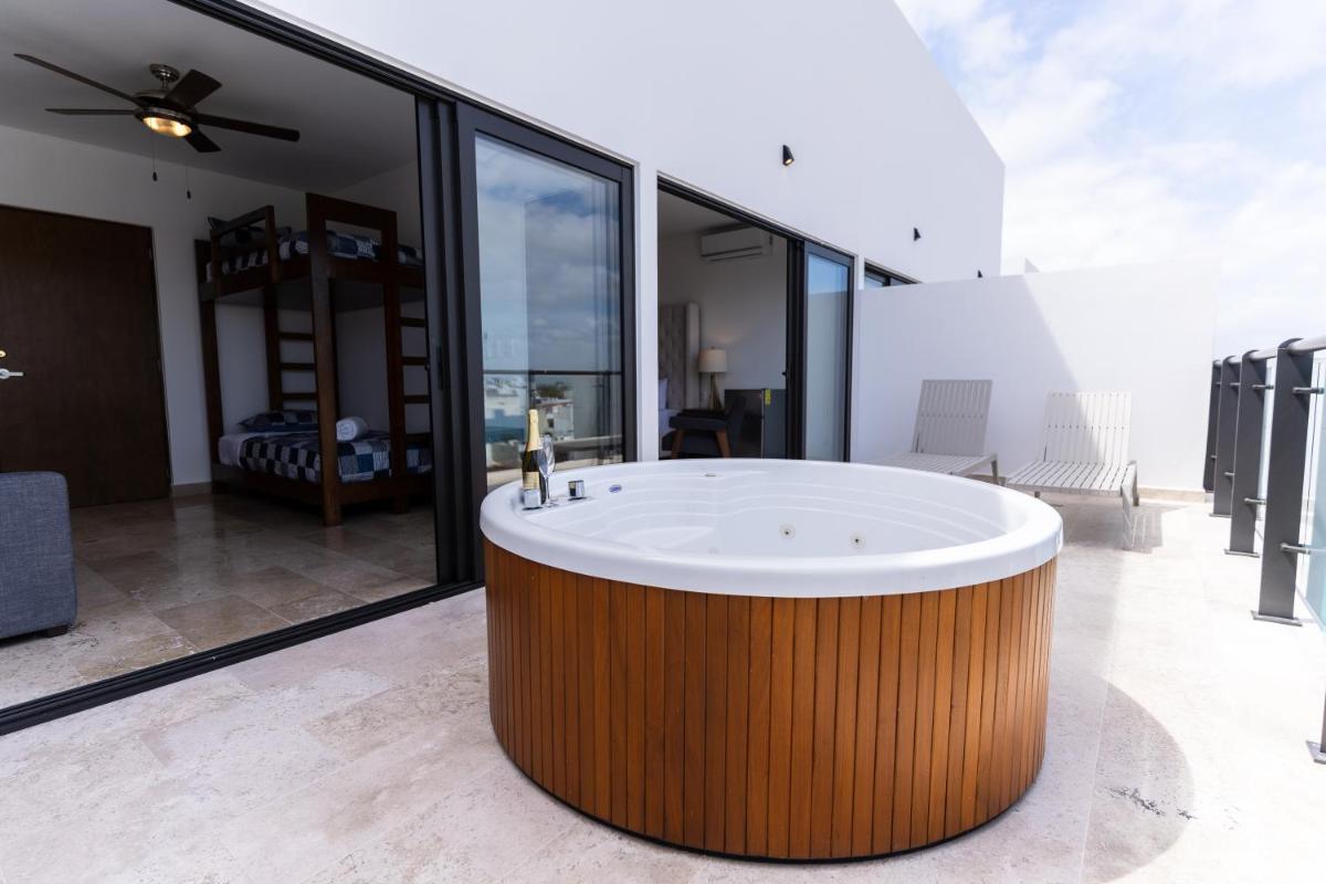 New & Equipped Apartment Steps From The Beach With Pool Jacuzzi By Yeah view 2