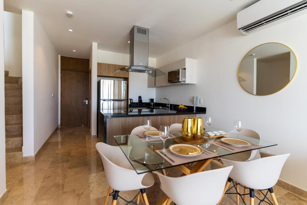 New & Equipped Apartment Steps From The Beach With Pool Jacuzzi By Yeah view 5
