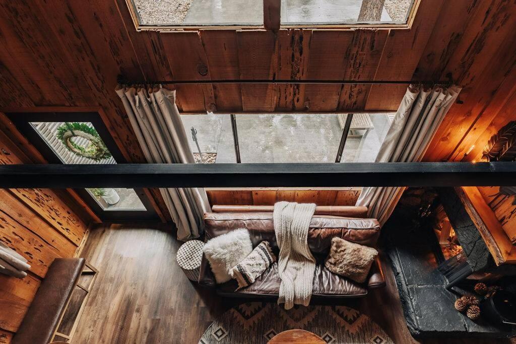 LUX CABIN - Pet Friendly, EV Charger- Cabin Firefly