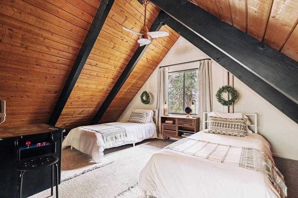 LUX CABIN - Pet Friendly, EV Charger- Cabin Firefly
