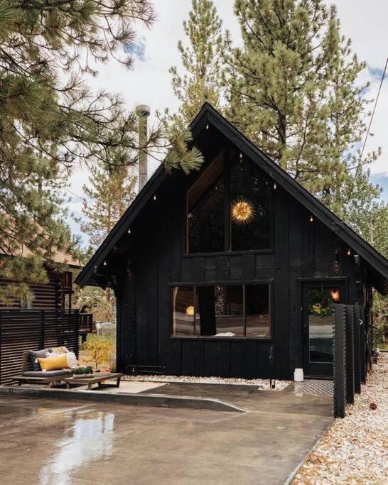 LUX CABIN - Pet Friendly, EV Charger- Cabin Firefly