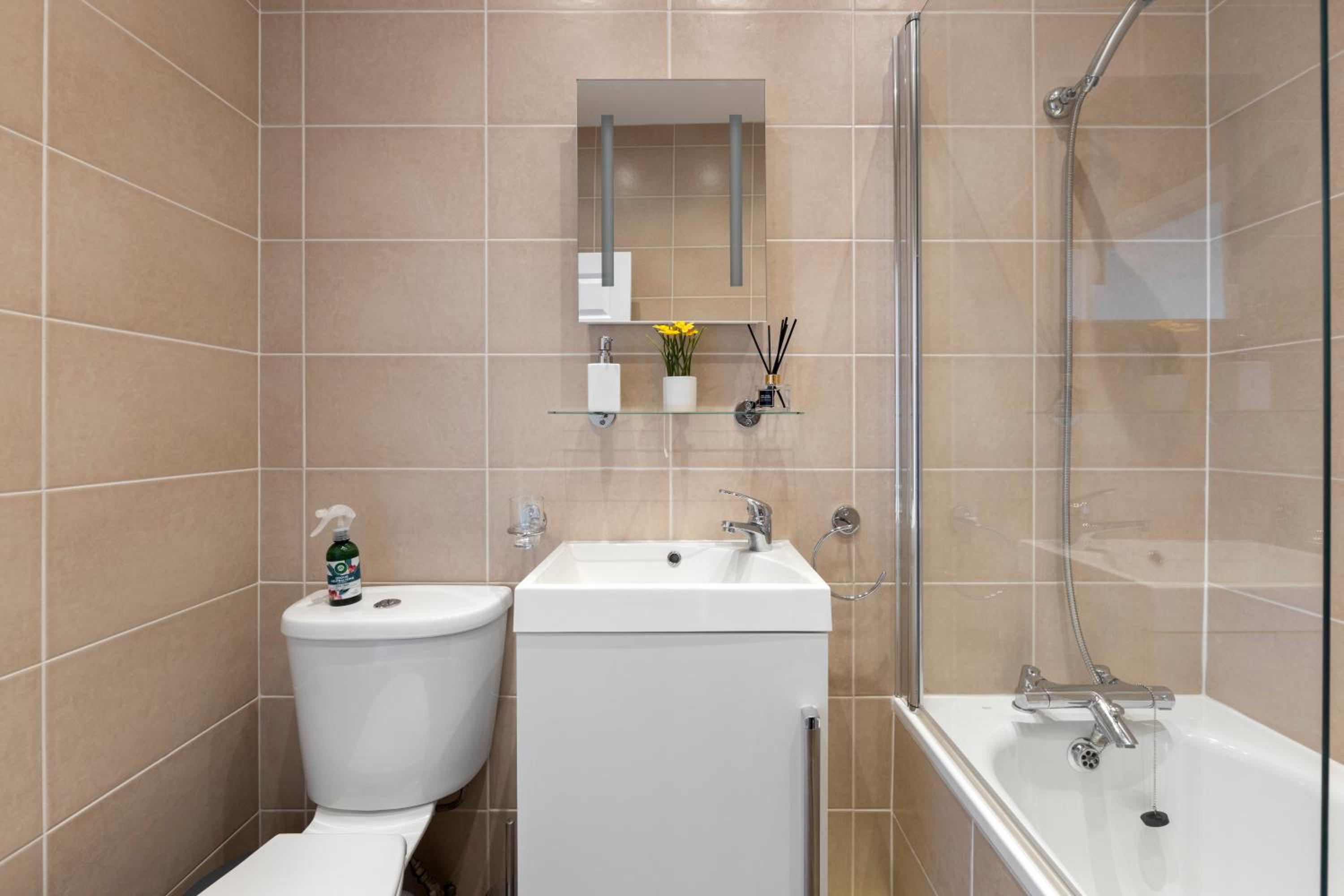 Central Located Apartment in City of London - Farringdon Station