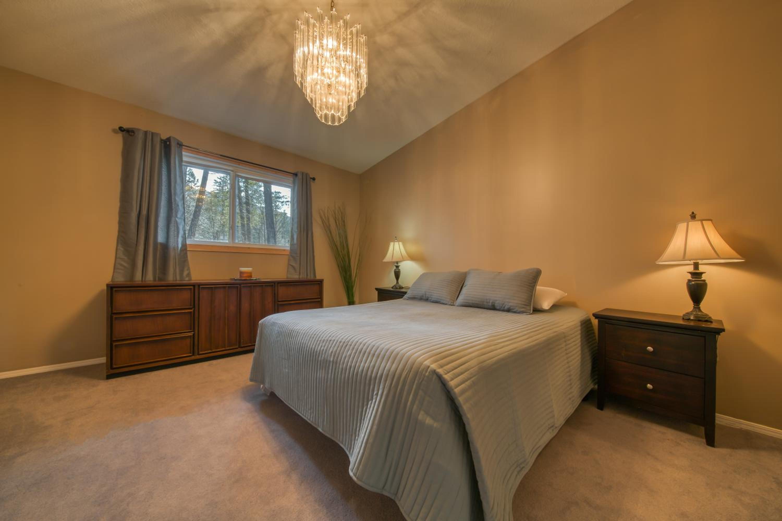 Fairmont Hot Springs, 3 Bedroom Vacation Home